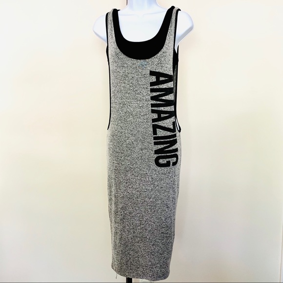 Jersey Dress w/ “Amazing” Graphic - Picture 4 of 9